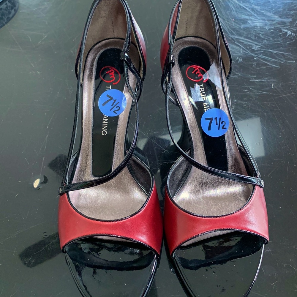 True Meaning Peep-toe Shoes